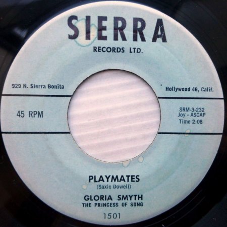 GLORIA SMYTH