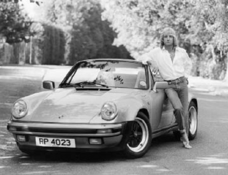 SPECTRES = STATUS QUO