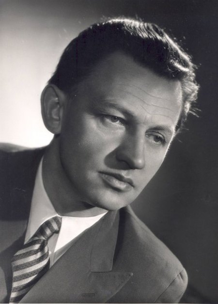 MICHAEL JARY