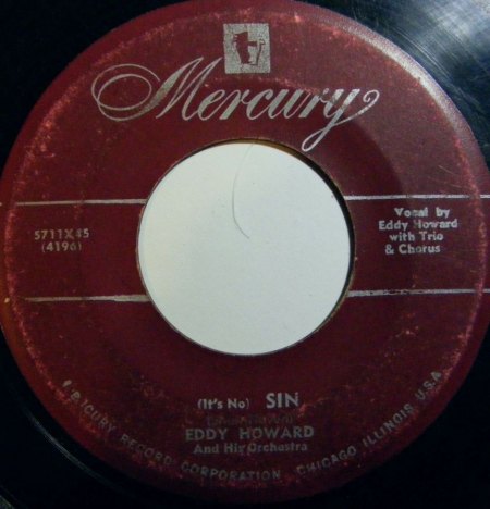 EDDY HOWARD mit seinem Untermieter EDWIN HOWARD