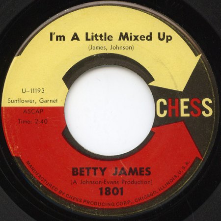 BETTY JAMES (Nadine Renaye)