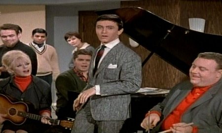 CAFE ORIENTAL  (1961)