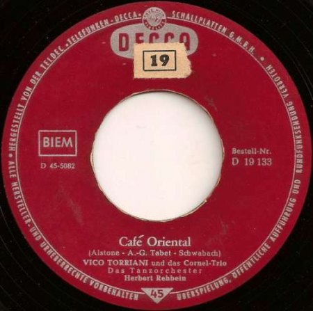 CAFE ORIENTAL  (1961)