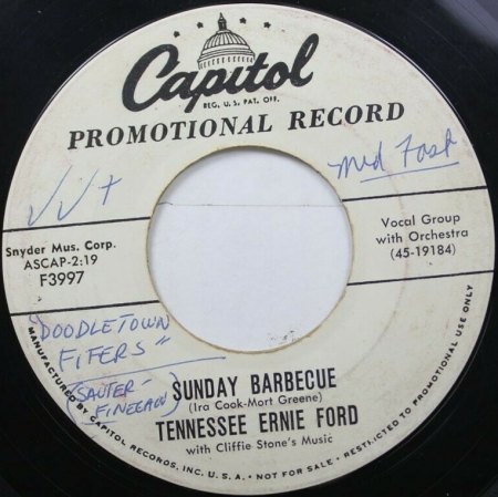 TENNESSEE ERNIE FORD (Bio, Disco etc.)