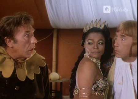 EARTHA KITT
