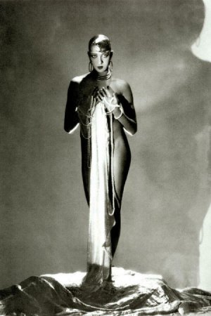 JOSEPHINE BAKER