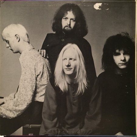 JOHNNY WINTER