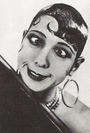 JOSEPHINE BAKER
