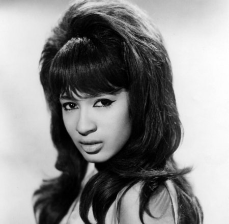 RONNIE SPECTOR  (1943 - 2022)