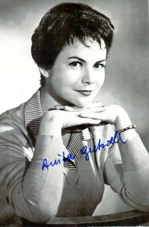 ANITA GUTWELL