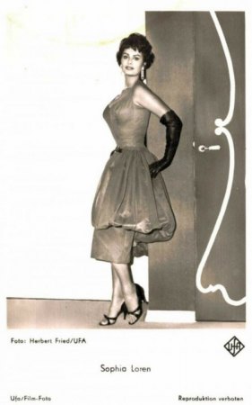SOPHIA LOREN
