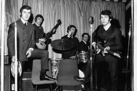 MOODY BLUES