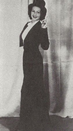 EVELYN KÜNNEKE