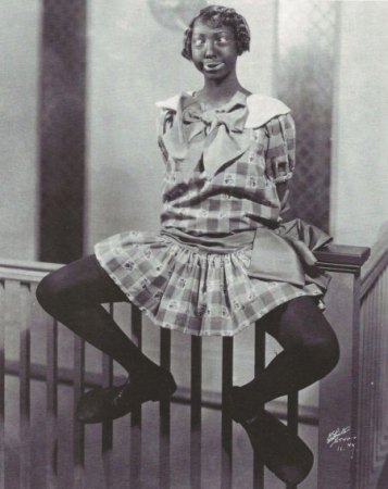 JOSEPHINE BAKER