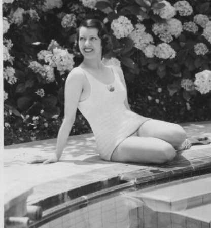 LILY PONS