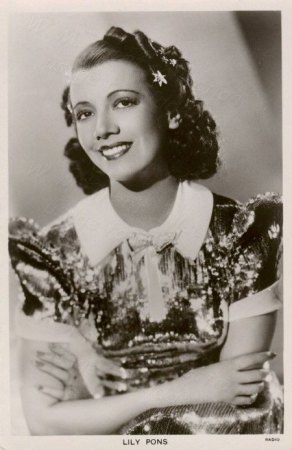 LILY PONS