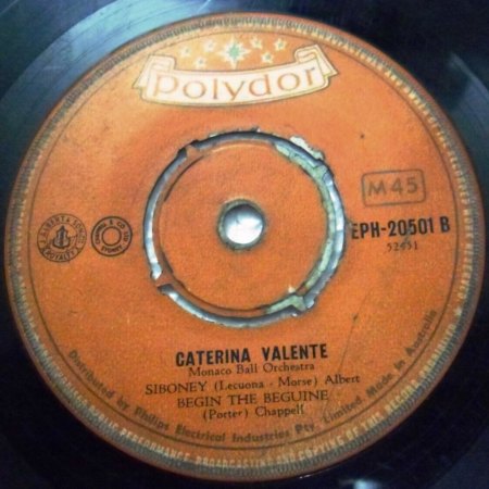 CATERINA VALENTE - International