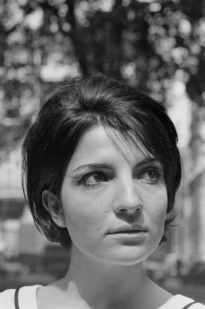 DANA VALERY