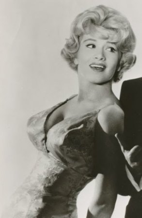 ANNITA RAY