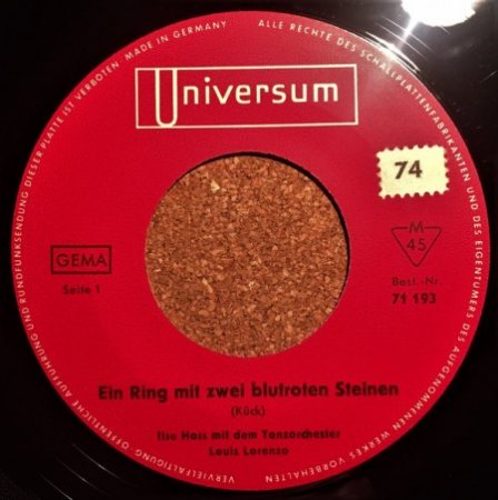 C. Valente und Helen Marius Ein Ring mit 2 blutroten Steinen