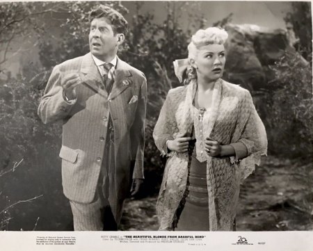 BEAUTIFUL BLONDE FROM BASHFUL BEND