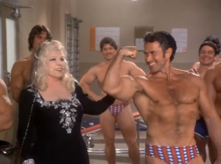 MAE WEST - Rock'n'Roll mit 80 !