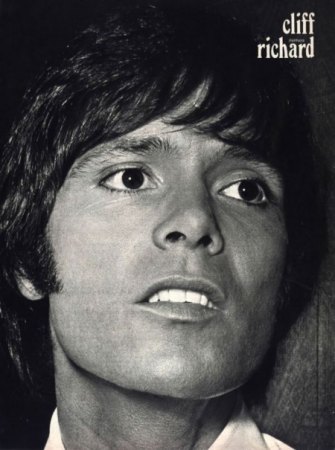 CLIFF RICHARD - HiStory