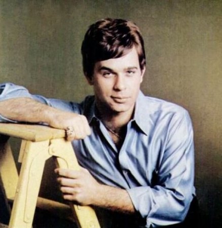 LOU CHRISTIE