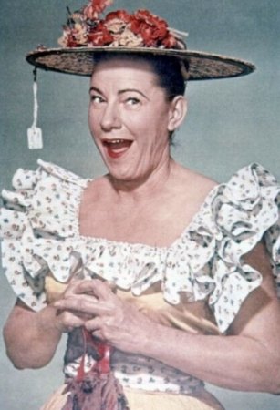 MINNIE PEARL