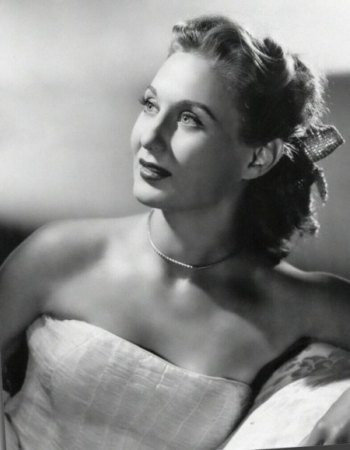 BETTY GARRETT