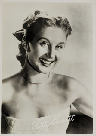 BETTY GARRETT