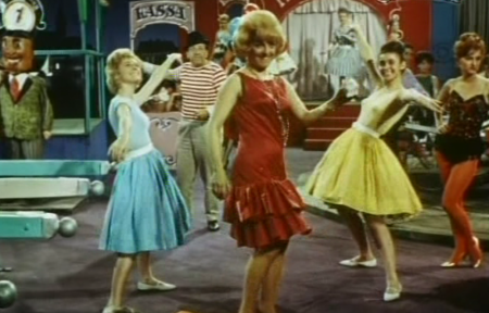 TANZE MIT MIR IN DEN MORGEN