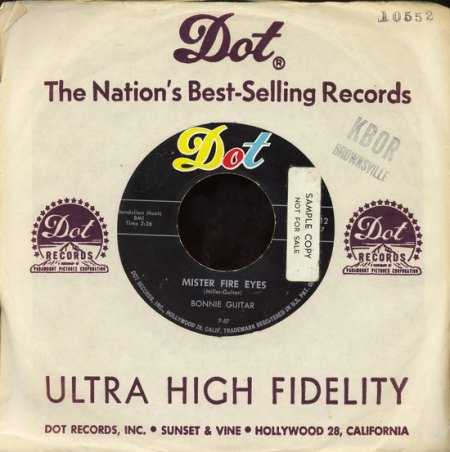 Guitar, Bonnie -7_Bildgröße ändern.jpg