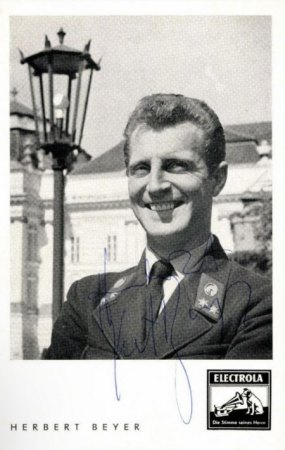 HERBERT BEYER