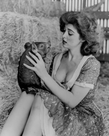 TINA LOUISE
