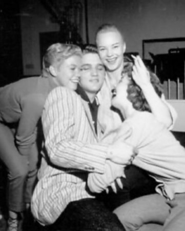 ELVIS PRESLEY And The Girls