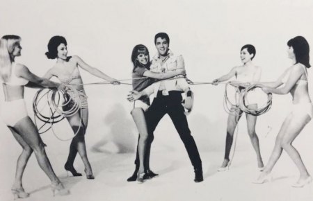 ELVIS PRESLEY And The Girls