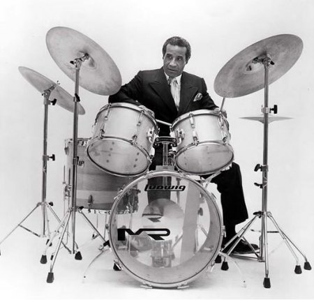 MAX ROACH