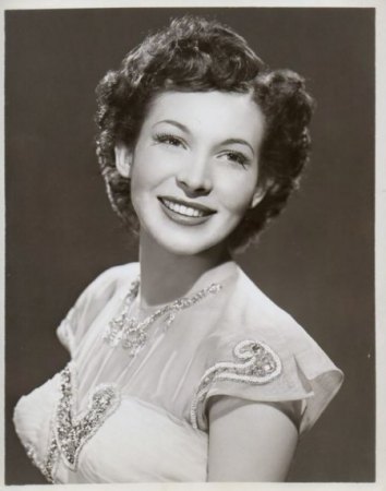 TONI ARDEN