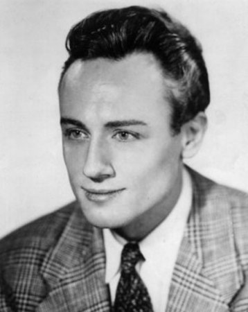 GLEN GRAY