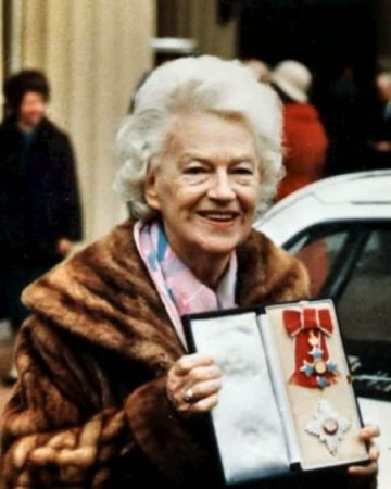 GRACIE FIELDS