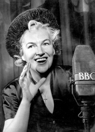GRACIE FIELDS