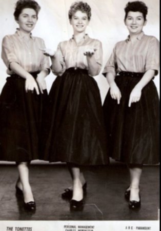 THE TONETTES (aus der Bronx)