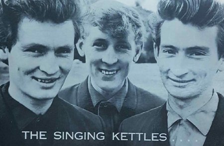 SINGING KETTLES