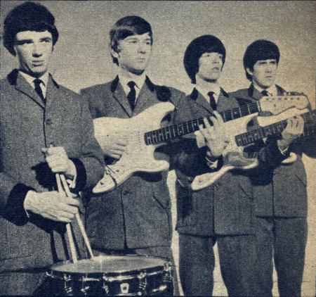 ESCORTS  (from Liverpool)