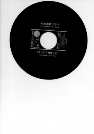 HARTMUT SCOTT (Little Boy)