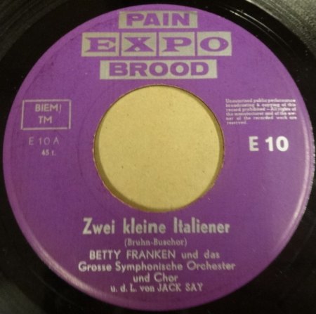 - Zwei Kleine Italiener auf dem Kaugummi Label !! -