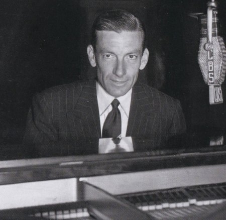 HOAGY CARMICHAEL