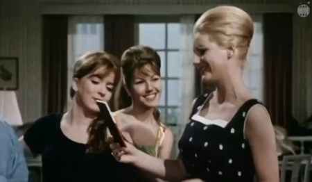 DAVON TRÄUMEN ALLE MÄDCHEN