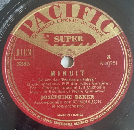 JOSEPHINE BAKER